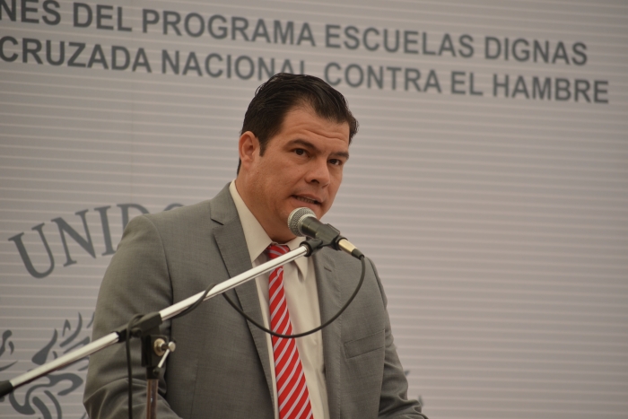 Imagen alusiva a la nota Entrega la SE acciones del Programa Escuela Digna en el marco de la Cruzada Nacional contra el Hambre