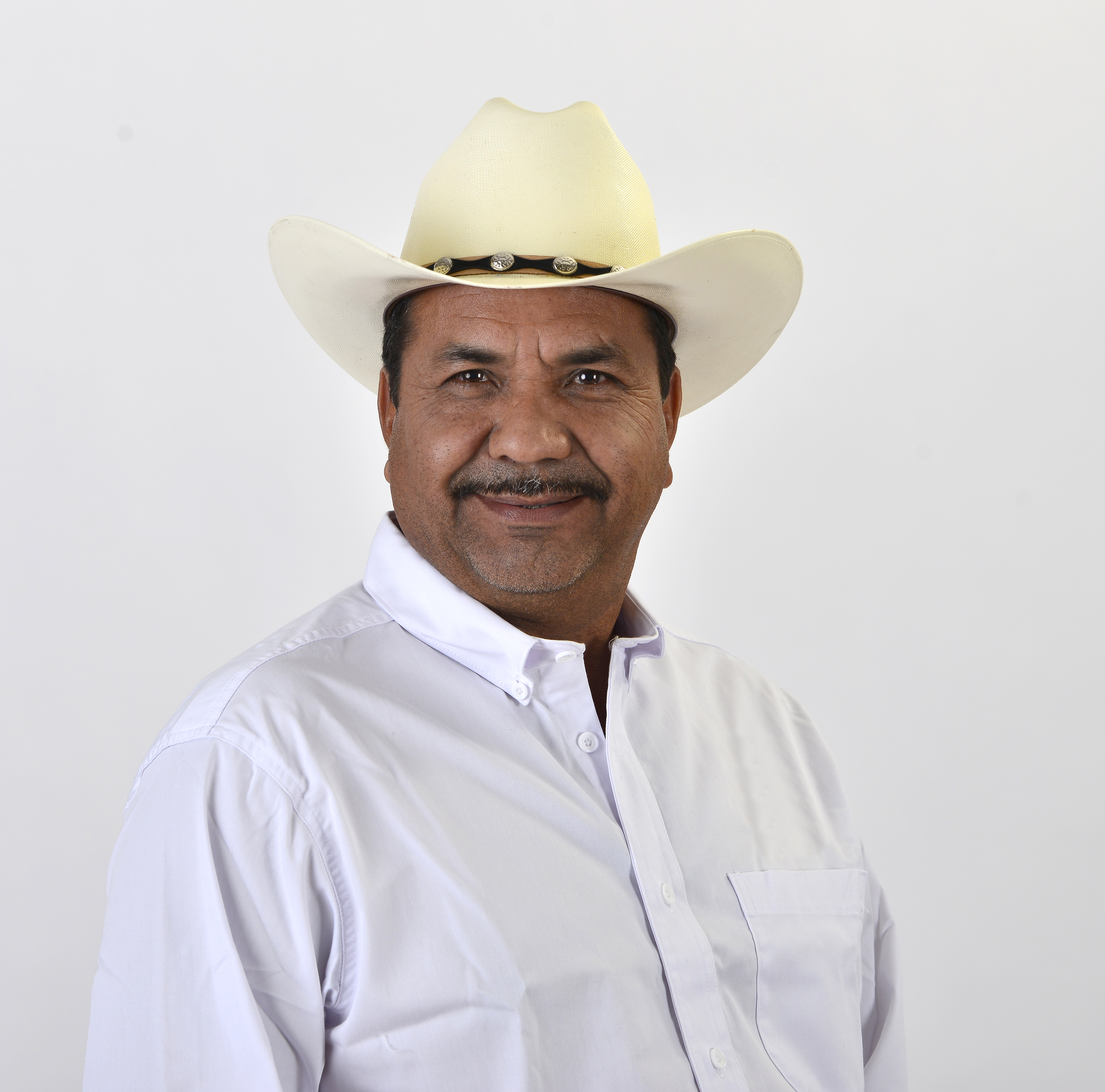 Fotografía del presidente municipal de Ayotlán