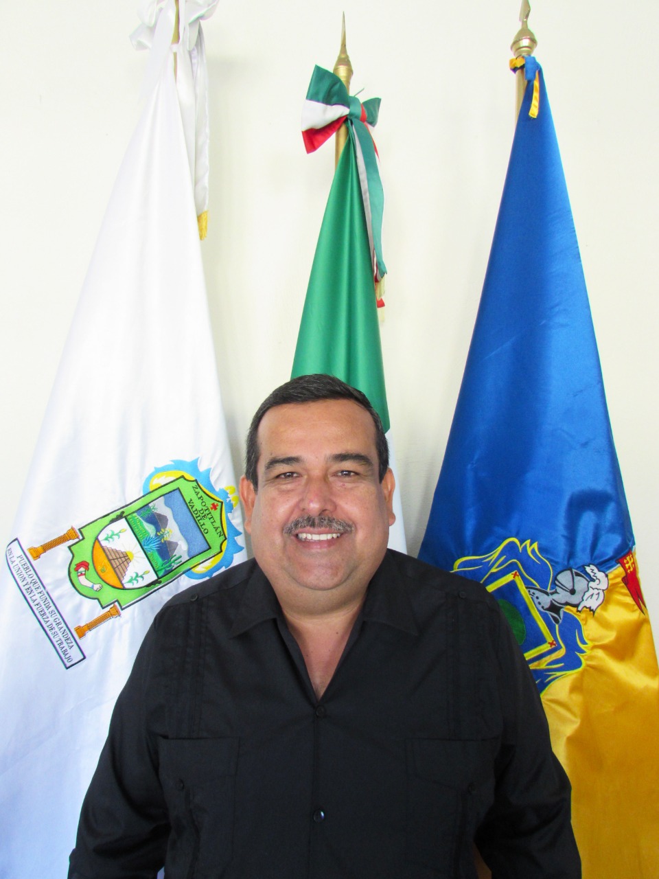 Fotografía del presidente municipal de Zapotitlán de Vadillo